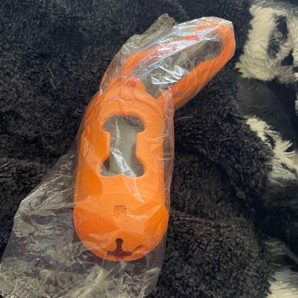 Dog Waste Bag Leash Dispenser & Refill Roll - Picture 2 of 3